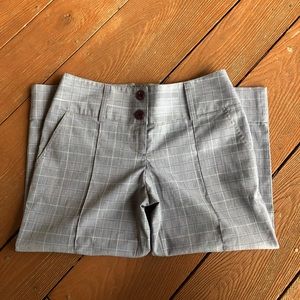 {Tracy Evans Limited} Gray Capri Dress Slacks